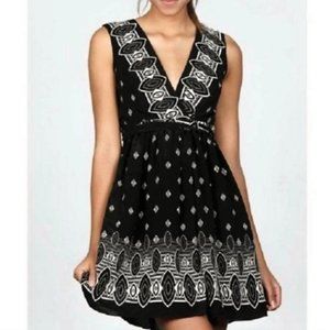 Anna Sui Dress Sleeveless Wrap Around Black